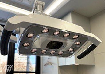 動画撮影カメラ付ライト